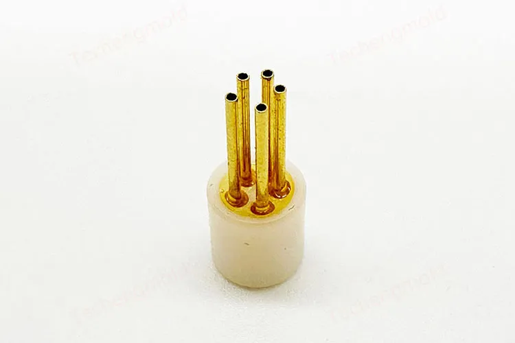 特诚科技精密工程塑料注塑件实拍